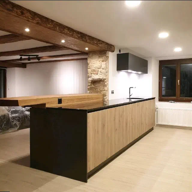 Cuisine 02 — réalisation de la Menuiserie Etelle, Moutier